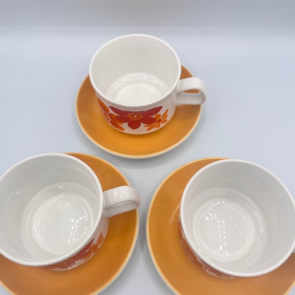 Set of 3 Vintage Retro Staffordshire Potteries Flower Cups and Saucers - England - Picture 7 of 9